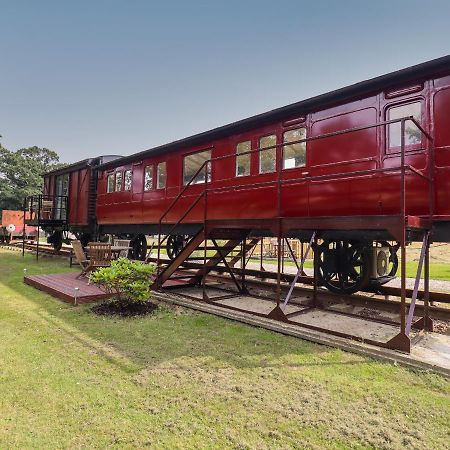 The Carriage At High Barn Heritage 할스테드 외부 사진